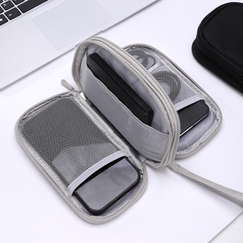 Multifunktionale Reiseaufbewahrungstasche für Kabel, Ladegeräte, USB-Sticks und Ausweise