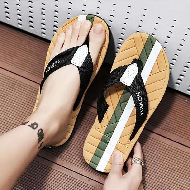 Fashion New Flip Flops for Men Summer Fashion Trend Casual Indoor and Outdoor Slippers Comfortable Lightweight Non-slip Male Footwear