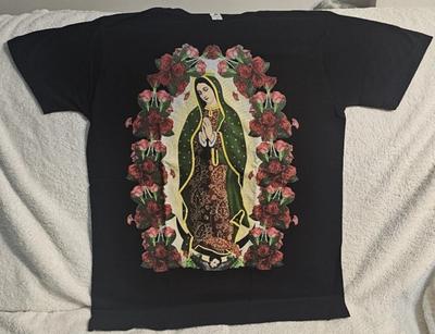 UNSERE DAME VON GUADALUPE BETE BLUME ROTE ROSE RELIGIÖS RELIGION T-Shirt