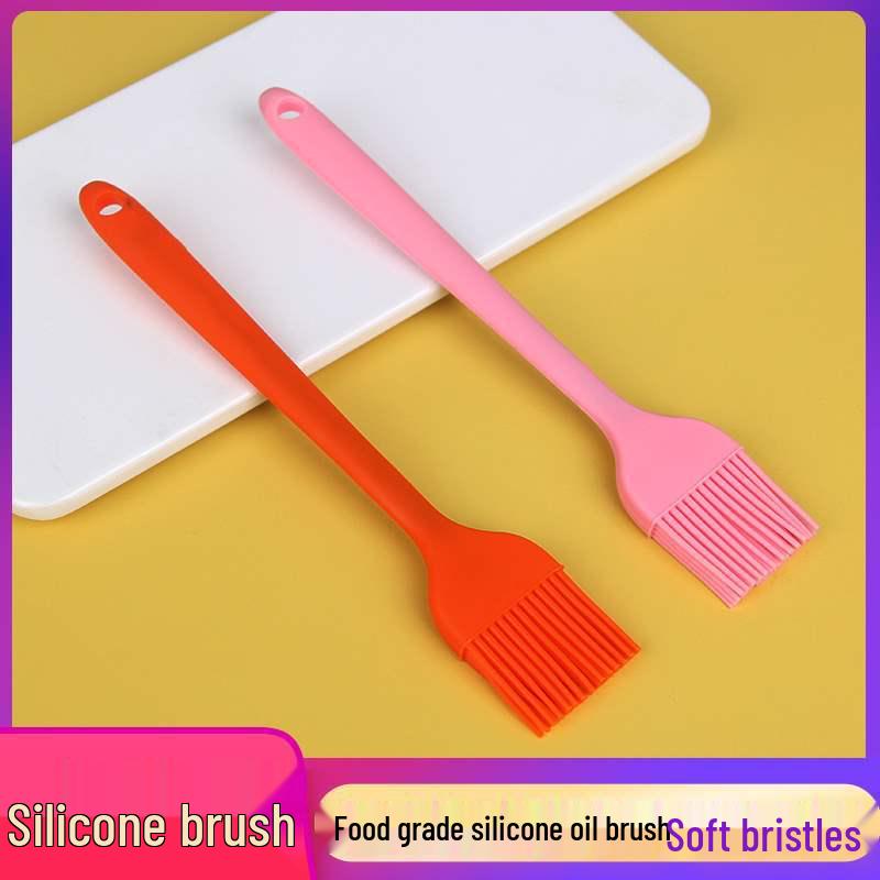 Large Silicone BBQ Oil Brush - Integrated Kitchen Tool for Baking & Grilling