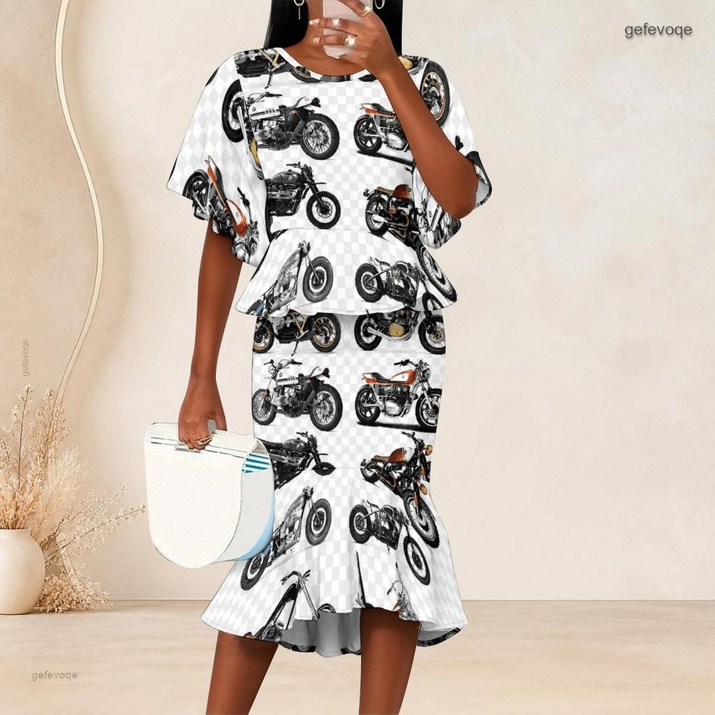 Women Plus Size Red Printed Two Piece Set Round Neck Batwing Sleeve Ruffle Hem Top Fishtail Skirt
