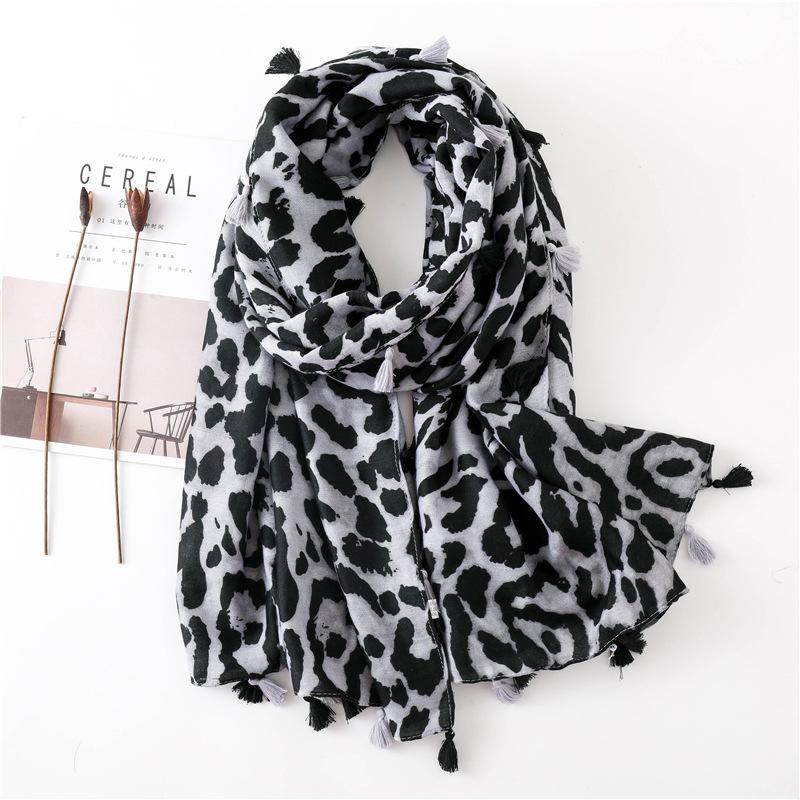 Fashion Printed Leopard Scarf Female Spring Muslim Women Hijab Scarves Tassel Large Size Headband Handkerchief Women'S Bandana