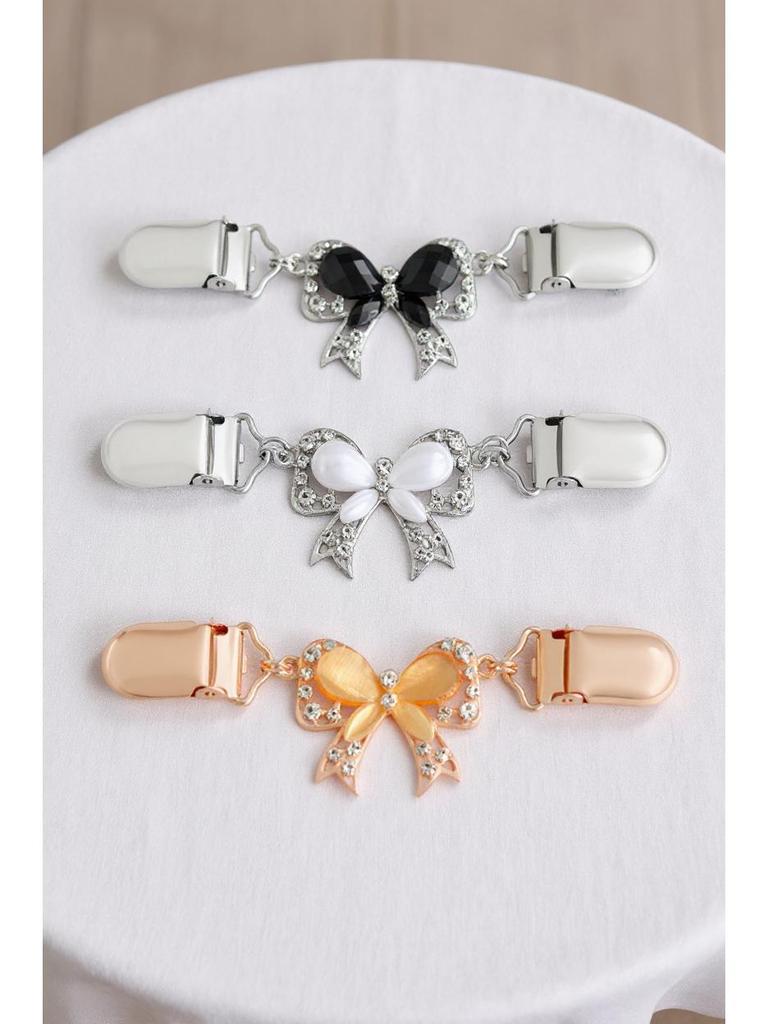 Elegant Butterfly Shawl Clip: Versatile, Unique, and Creative