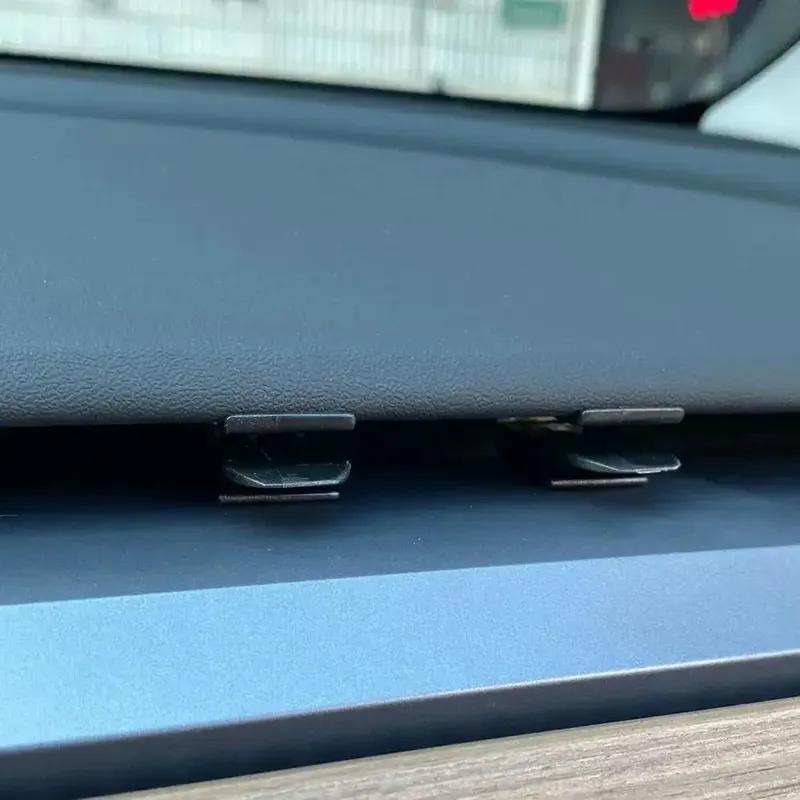 1PC Car Vent Outlet Clip Car Air Freshener Adapter Bracket Car Aromatherapy Clip Auto Decoration Accessories for Tesla Model 3/Y