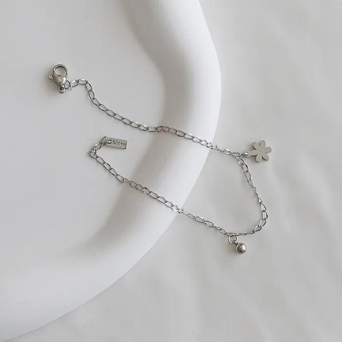 Ff33 Surgical Steel Flower Simple Bracelet (Non-discoloring)