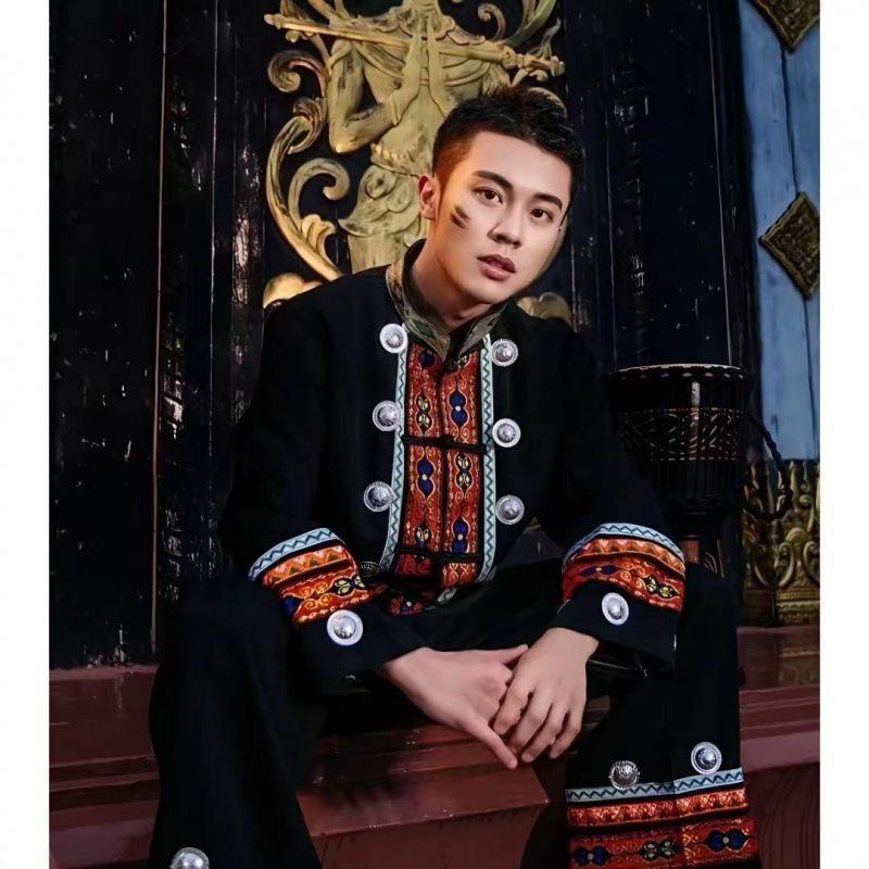 

Jinbukang Ethnic Miao Yi Costume for Photography & Performance - Men s March 3 Zhuang M 170