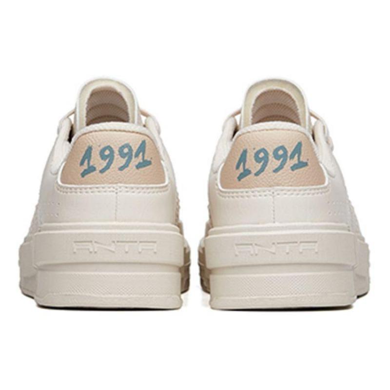 Anta Classic Women Low-top Skate Shoes Gray Non-slip Durable 922218002-1