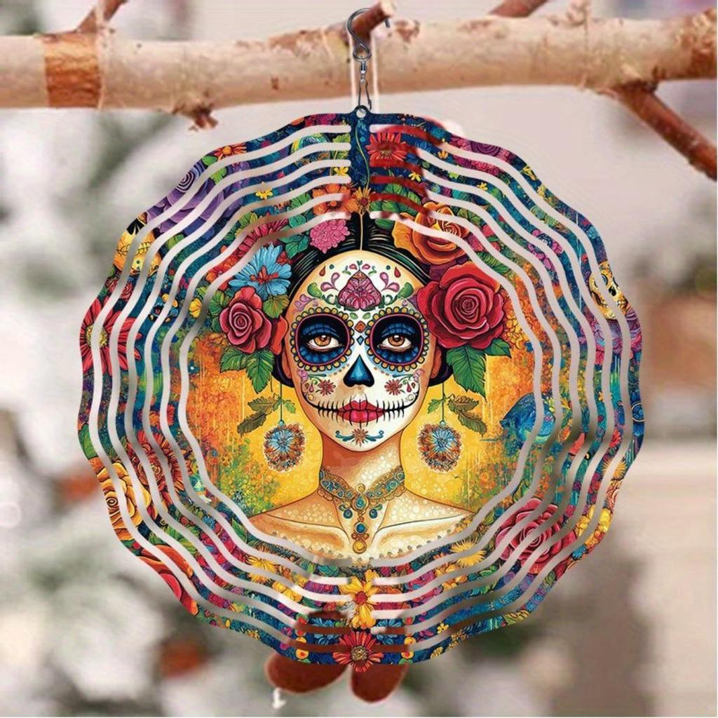 Lebhaftes Tag der Toten Totenkopf Windspiel Bunte Metall Outdoor Hängedekoration mit floralen Mustern für Garten Terrasse Geschenk Dekorative Gartenkunst