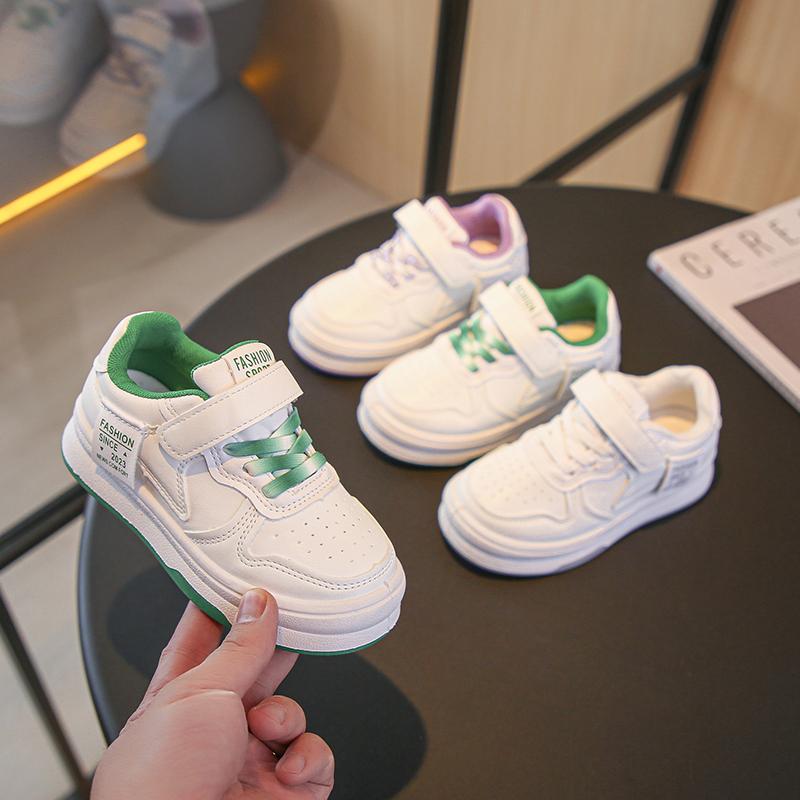 

Детская классическая модная спортивная дышащая обувь с низким верхом для скейтбординга, бега, повседневные удобные спортивные кроссовки для мальчиков и девочек для студентов 27 белый