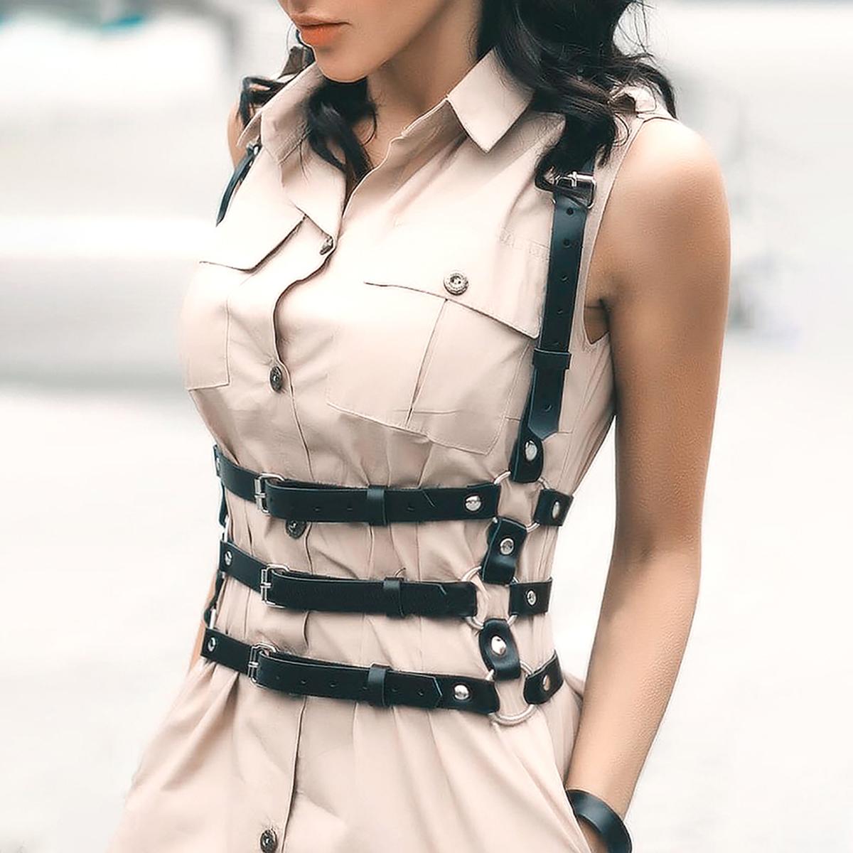 Damen Goth Harness Pu Leder Nieten Dekor Harness Verstellbarer Harness Gürtel Gothic Harness Dessous Bondage Dessous gray