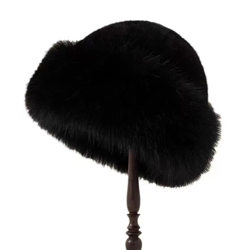 Plush cap, leopard print thermal hat, children's winter thickened cold protection, small ear protection, fisherman's hat, versatile commuter hat