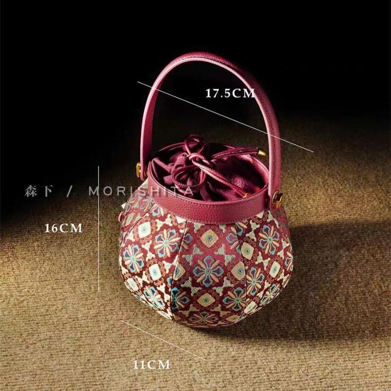 Morishita new Chinese intangible cultural heritage Song Jin lantern bag new national style red early spring portable messenger cowhide women's bag