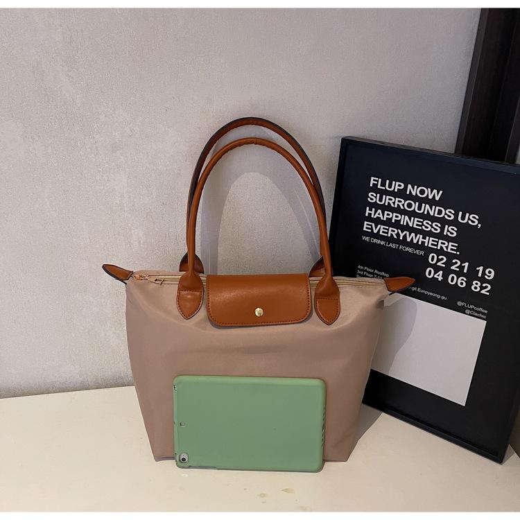 Women’s Trendy Casual Large-Capacity Shoulder Tote Bag Lightweight Versatile Crossbody Bag