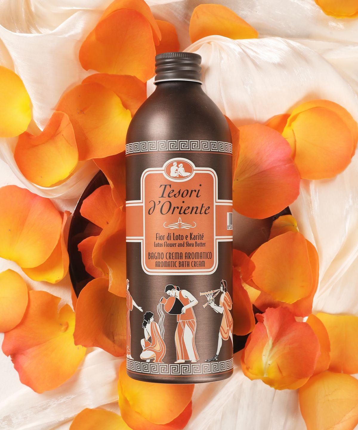 Lotus Flower Bath Cream Body Wash 500ml [Free Pump Included]