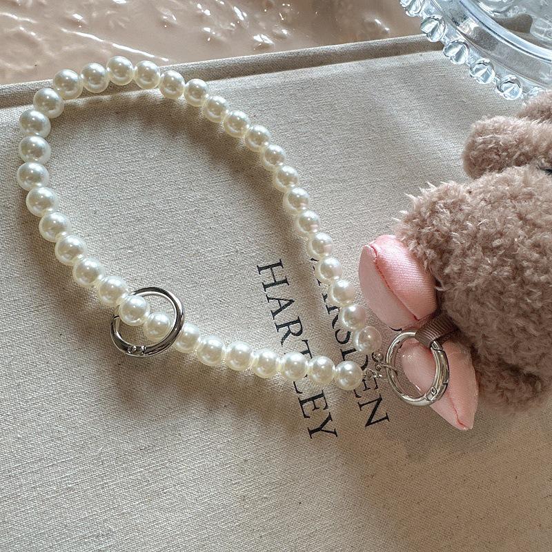 Vielseitiger Kleiner Bär Anhänger: Niedliche Plüsch Handykette mit Perlen- und Schleifenzierden