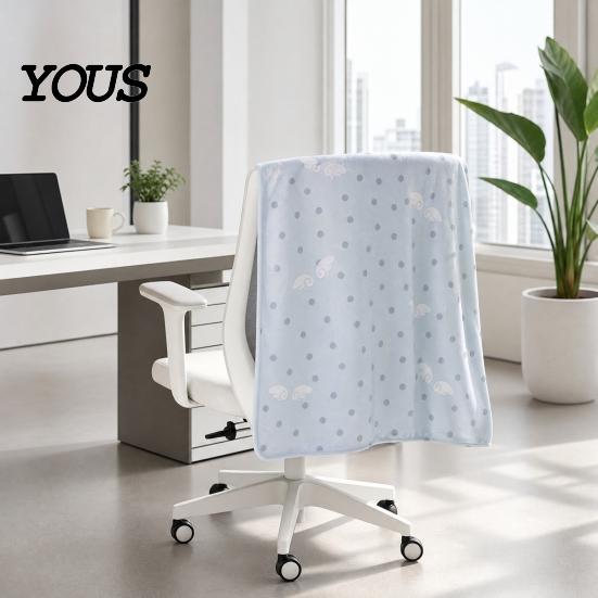 Playful Design Blanket Polka Dots Nap Blanket, Double-Sided Flannel Lightweight And Breathable Air Conditioner for Office Dorm Home, Soft Cozy