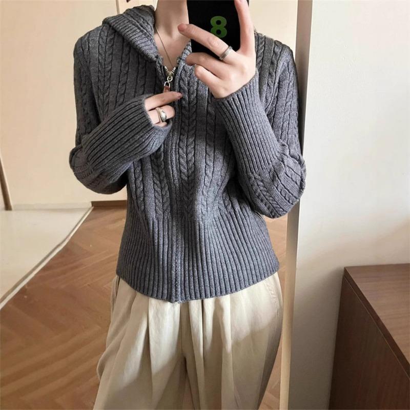 Autumn and Winter New Soft Waxy Twist Knitted Cardigan Top Women's Small Short Age-reducing Sweater Jacket