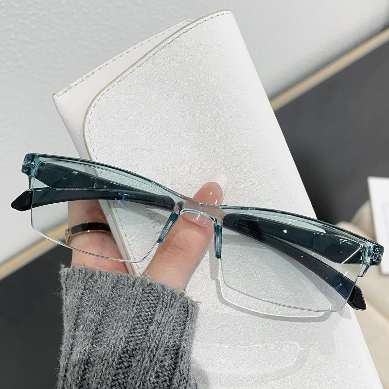 

New Ultralight Women Men Reading Glasses Square Frame Retro Clear Lens Presbyopic Glasses Female Male Reader Eyewear +1.0 ~4.0 +100