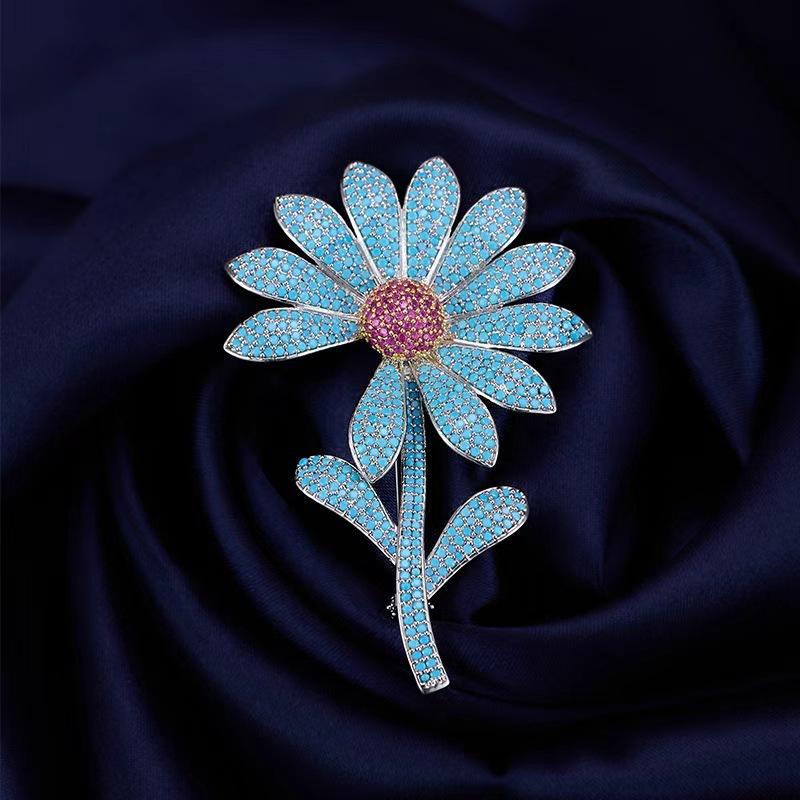 Women s Luxury Premium Zircon Inlaid Daisy Brooch, Sunflower High-Grade Elegant Versatile Lapel Pin Clothing Accessory Small version