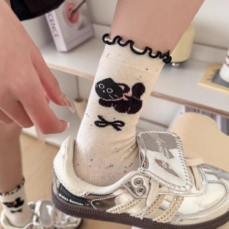 5 Pairs Autumn-Winter Cotton Mid-Tube Socks Ruffled Cartoon Design for Women
