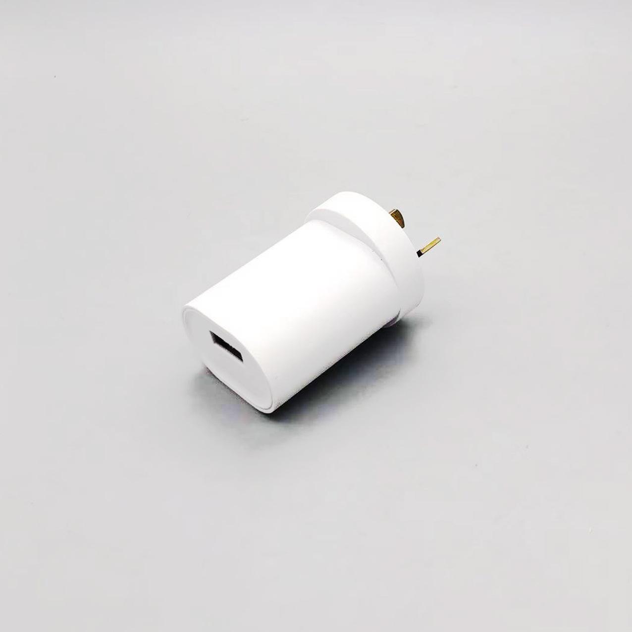

New Australian Standard 1A Single-port White Mobile Phone Charging Head Direct Charging Wall Charger CH77