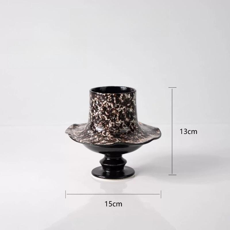

Retro Creative Vases Decoration Flower Ware Ornament Living Room Desktop Storage Flower Bottle Modern Home Decoration Ornament