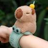 Lustiges Capybara-Schlagarmband - Schüttelnde Flügel Zugdesign, Niedliches Tier zum Tragen für Kinder und Jugendliche (Fidget Modeaccessoire)