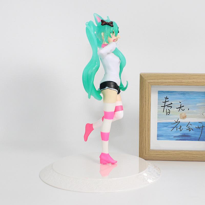 Latest Anime Hatsune Miku Model Sexy Character Ornaments Pvc Action Model Set Kawaii Car Ornament Playthings Kid Surprise Gifts