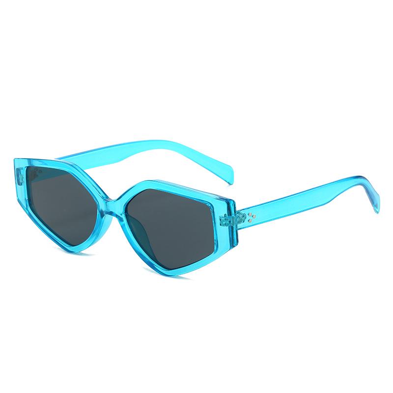 2023 Minimalist Geometric Triangle Sunglasses - European & American Fashion Street Style