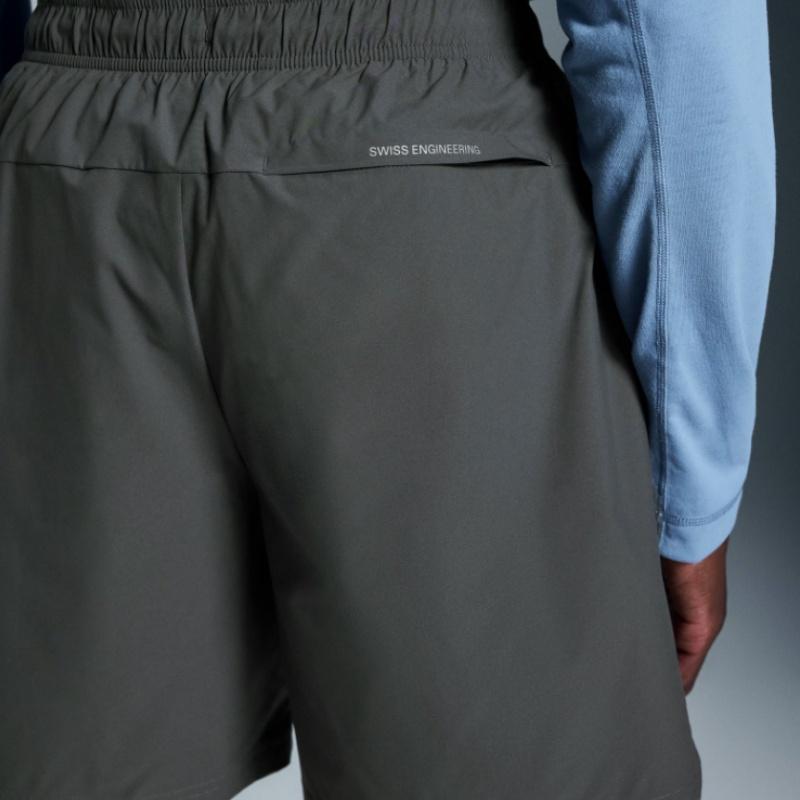 On Core Slim Fit Logo Lässige Sportshorts Herrenshorts 1MF10740587
