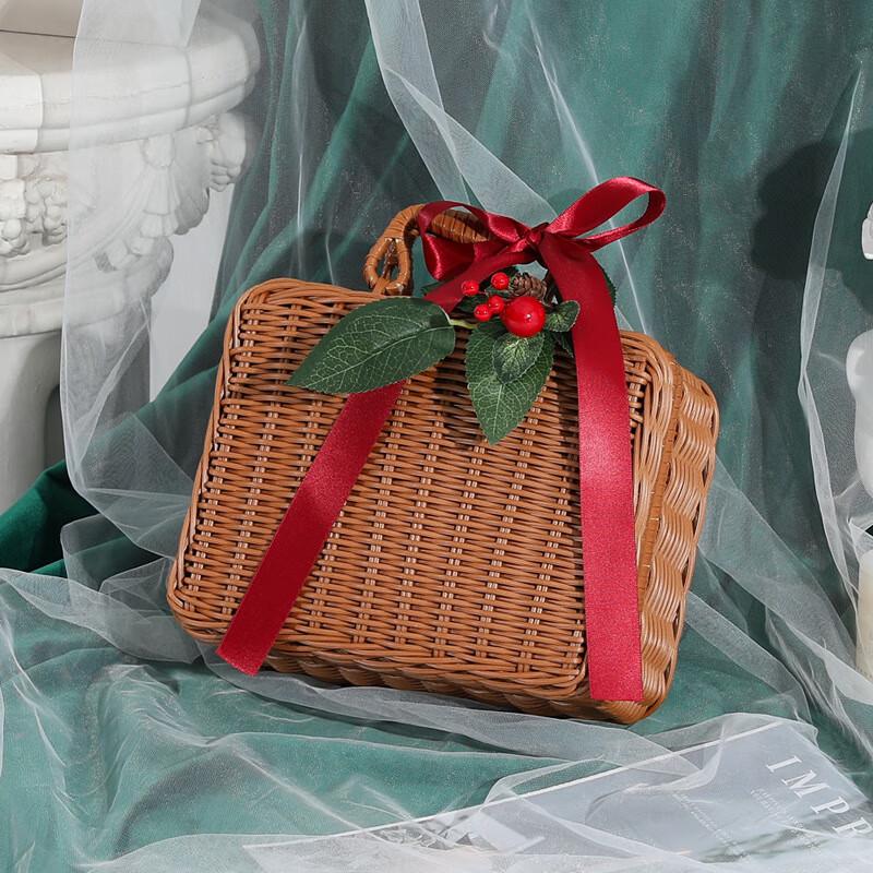 Woven Handheld Gift Box