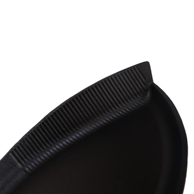 Exquisite Cast Iron Baking Pan with Wooden Board - Thickened Steak and Teppanyaki Plate for Western Dining.
