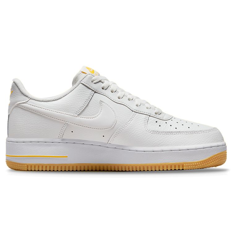 Nike Air Force 1 07 Weiß University Gold Gum Herren Sneaker Gummi-Hellbraun DZ4512-100
