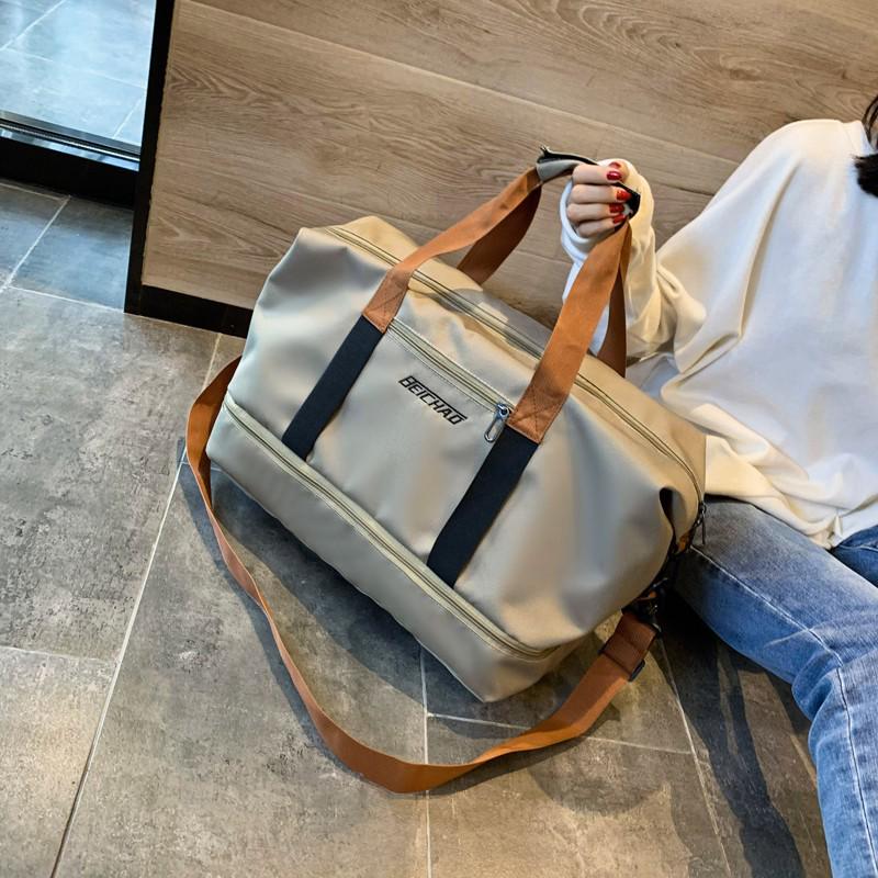 Spacious Gym Bag with Wet/Dry Separation & Shoe Compartment for Yoga & Travel