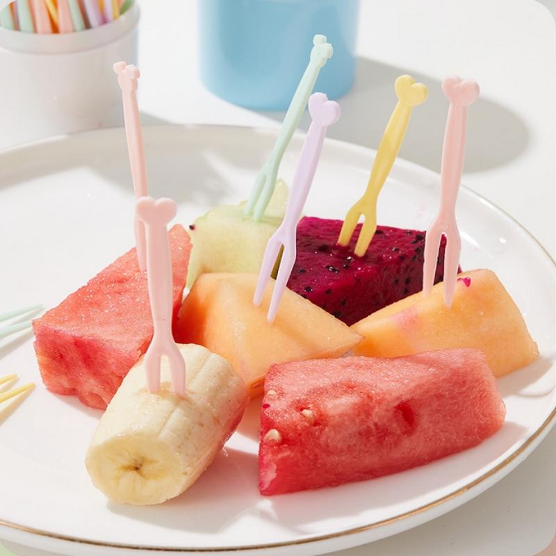 50 szt./pudełko Dopaminowe wykałaczki do jedzenia Mini widelczyki dla dzieci Widelczyk do owoców Akcesoria do pudełka bento Dekoracja jedzenia Widelczyk Wykałaczki do jedzenia dla dziecka