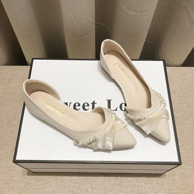 Single Shoe Women's Flat Heel 2026 New Fashionable Pearl Side Empty Women's Shoes Gentle Flat French Scoop Shoes