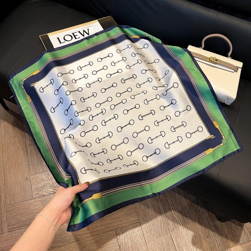 New silk scarf women's fashion versatile high-end small square scarf Korean version neck protection scarf spring and autumn retro scarf binding bag