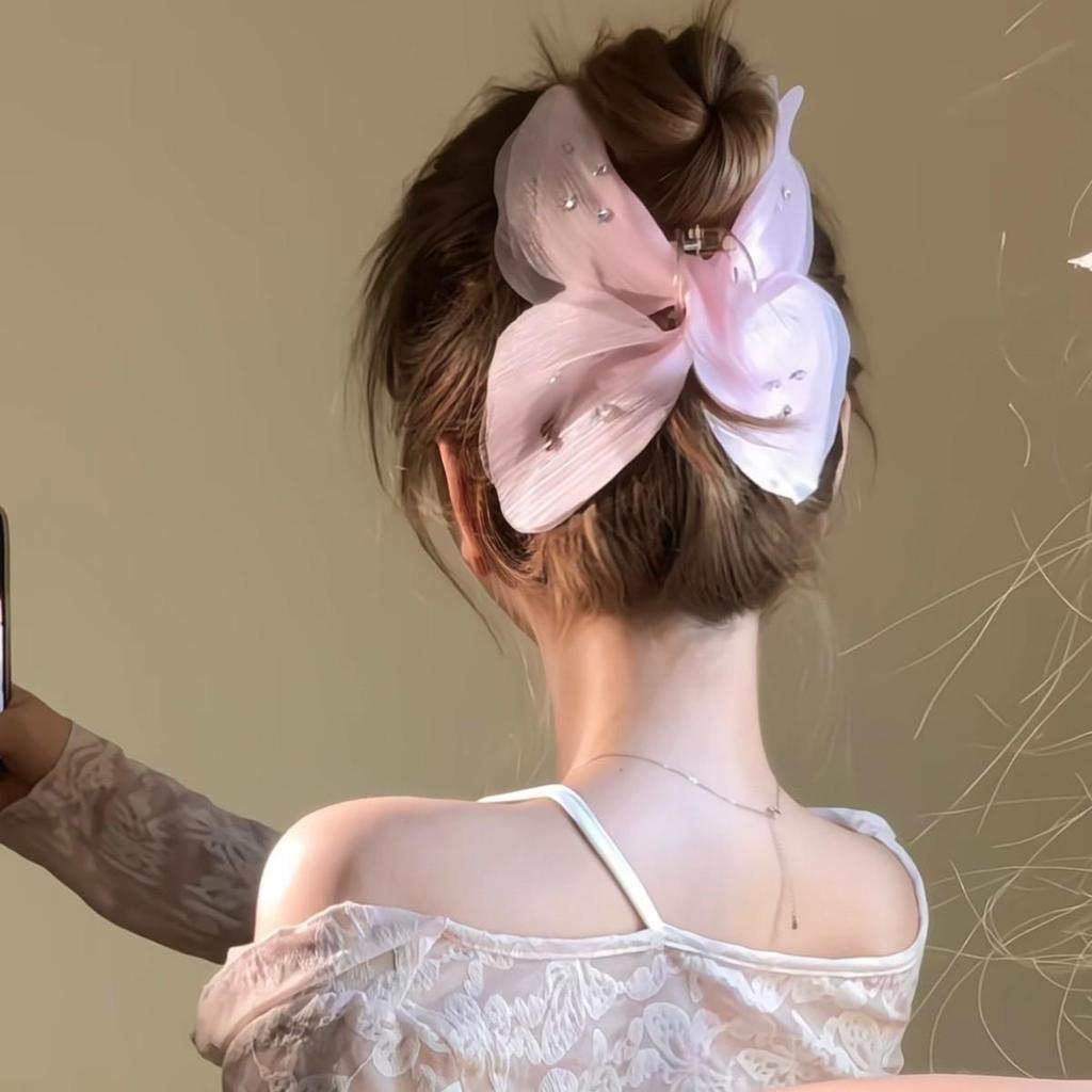 Enchanting Lily Flower Hair Clip: Elegant Shark Clip for Updos