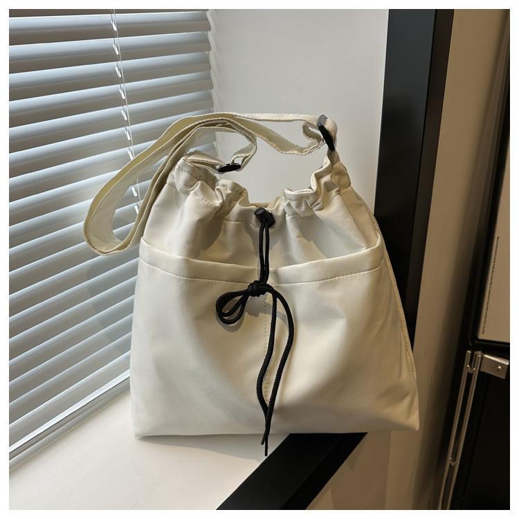 Stylish Street Trend Nylon Tote Bag With Large Capacity And Exquisite Car Line Elements