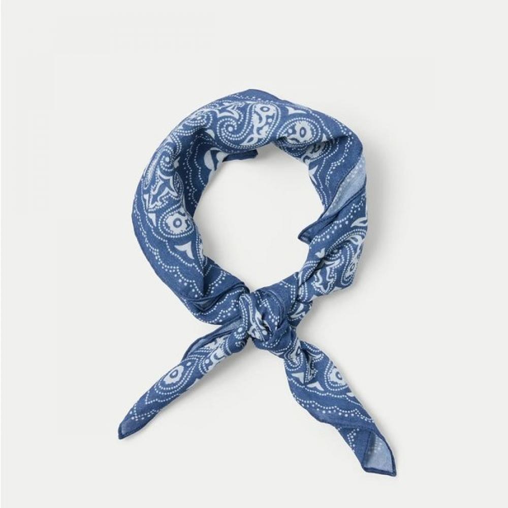 

Series Petit Bandana Pattern Muffler Ssajx26311nyx navy/XXX