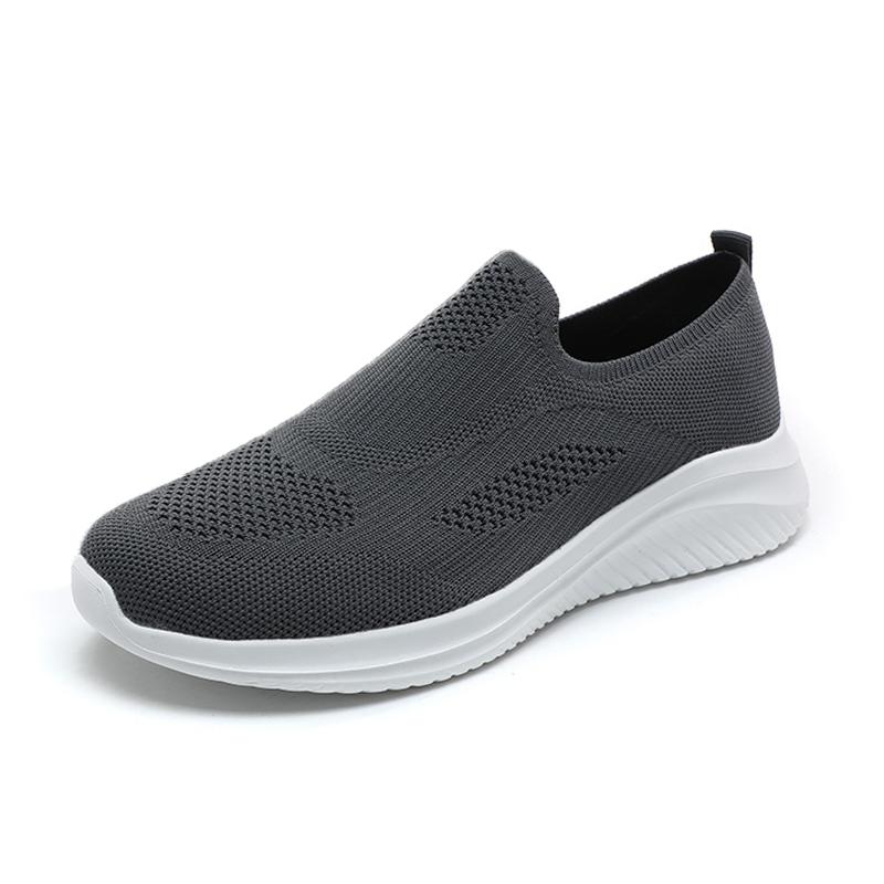 Wide sole breathable cloth shoes Large size sports and leisure shoes Tide flying woven shoes Lazy shoes