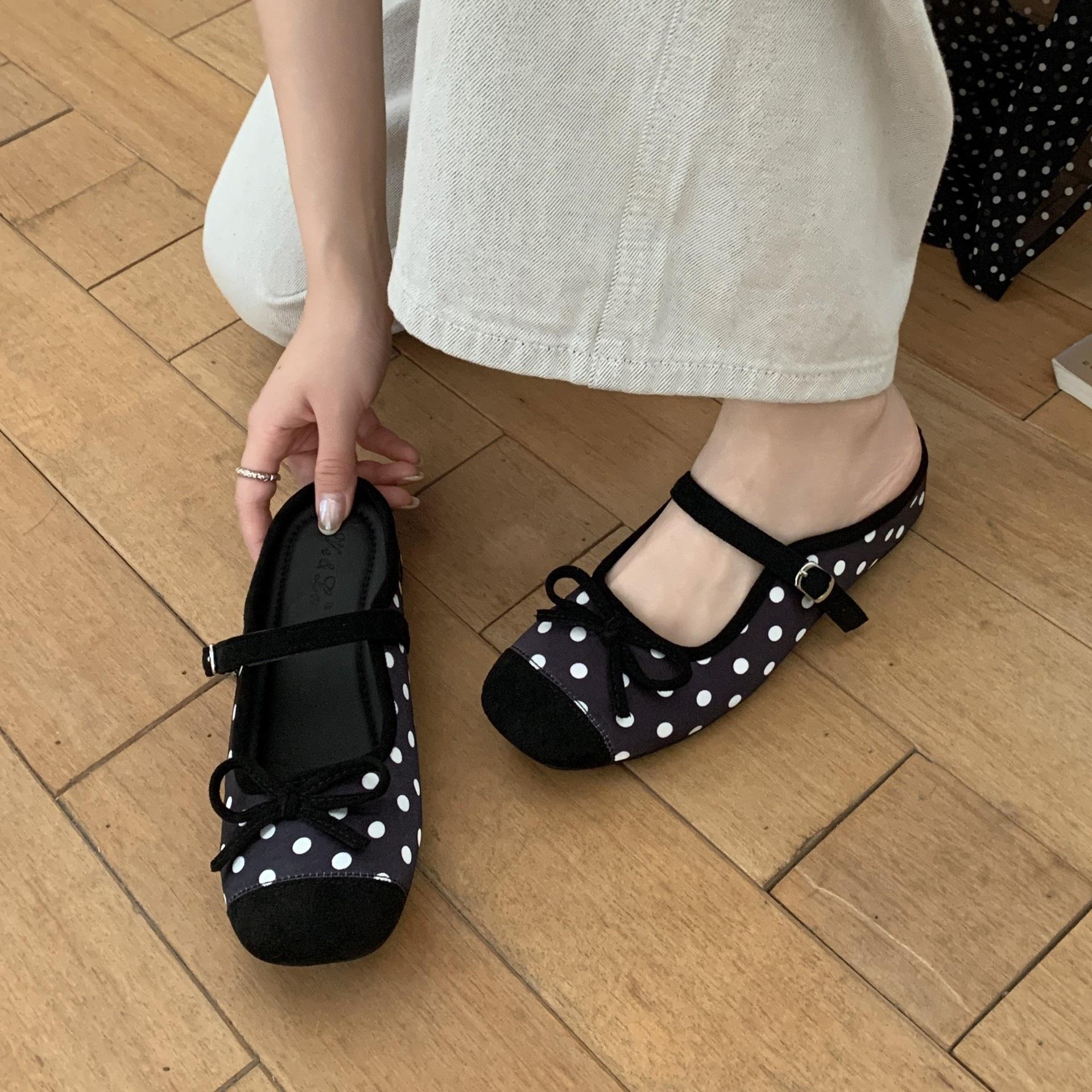 French Bow Splicing Single Shoes Women S One-Button Ballet Flats 35 5130₽