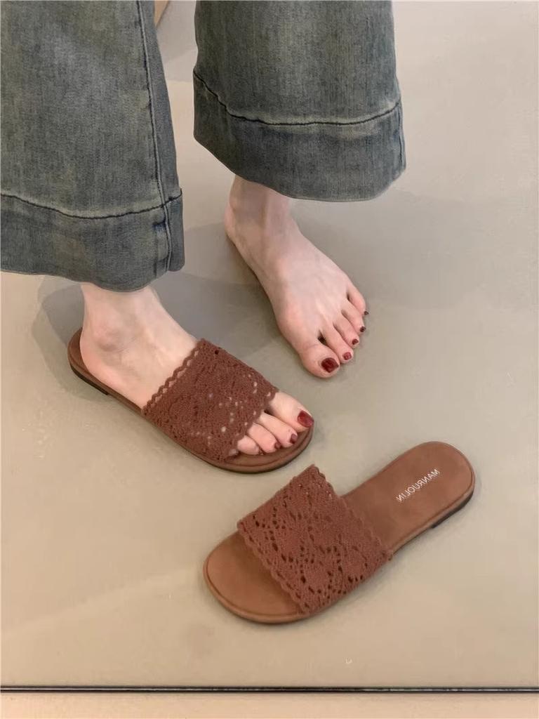 Flat-bottomed Cool Slippers 2025 Summer French Gentle Fairy Vacation Beach One-word Slope and Roman Cool Slippers