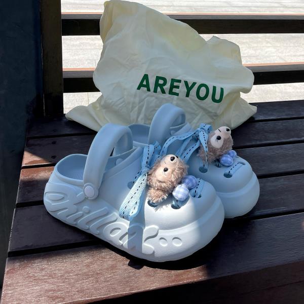 Fashion Flat Shoes Female House Slippers Platform Luxury Slides Slipers Women Designer 2025 Summer Female Shoes Slippers Women Summer Pl