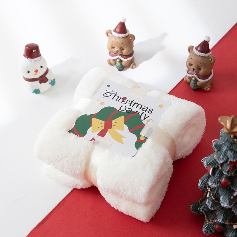 Christmas Holiday Towel With Coral Fleece Material For Festive Gift Giving