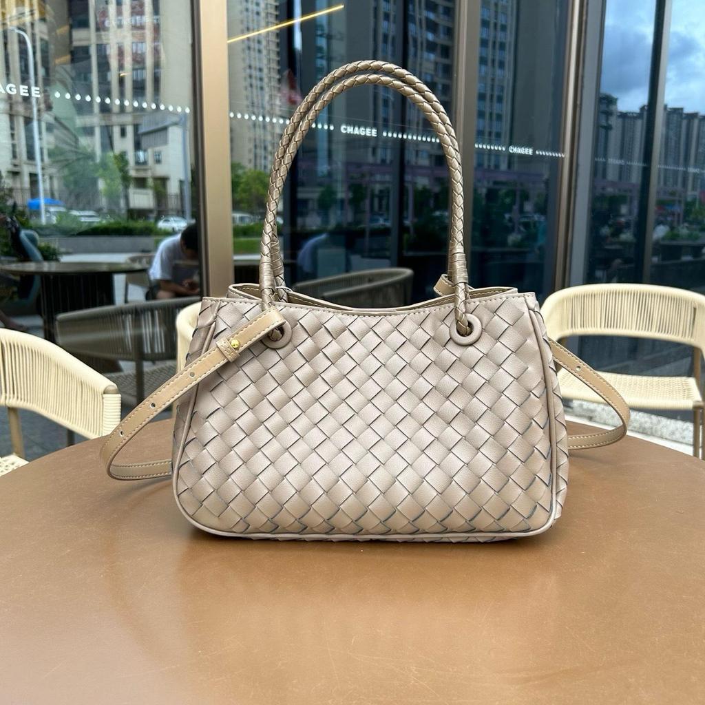 Small Niche Luxury Style New High-quality Vegetable Basket Tote Bag Single Shoulder Commuting Large Capacity Woven Bag Hand-held Diagonal Cross Bag