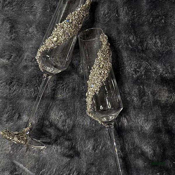 DIY Crushed Diamond High-Stemmed Wedding Toasting Glasses Pair - Handmade Bride & Wedding Gift