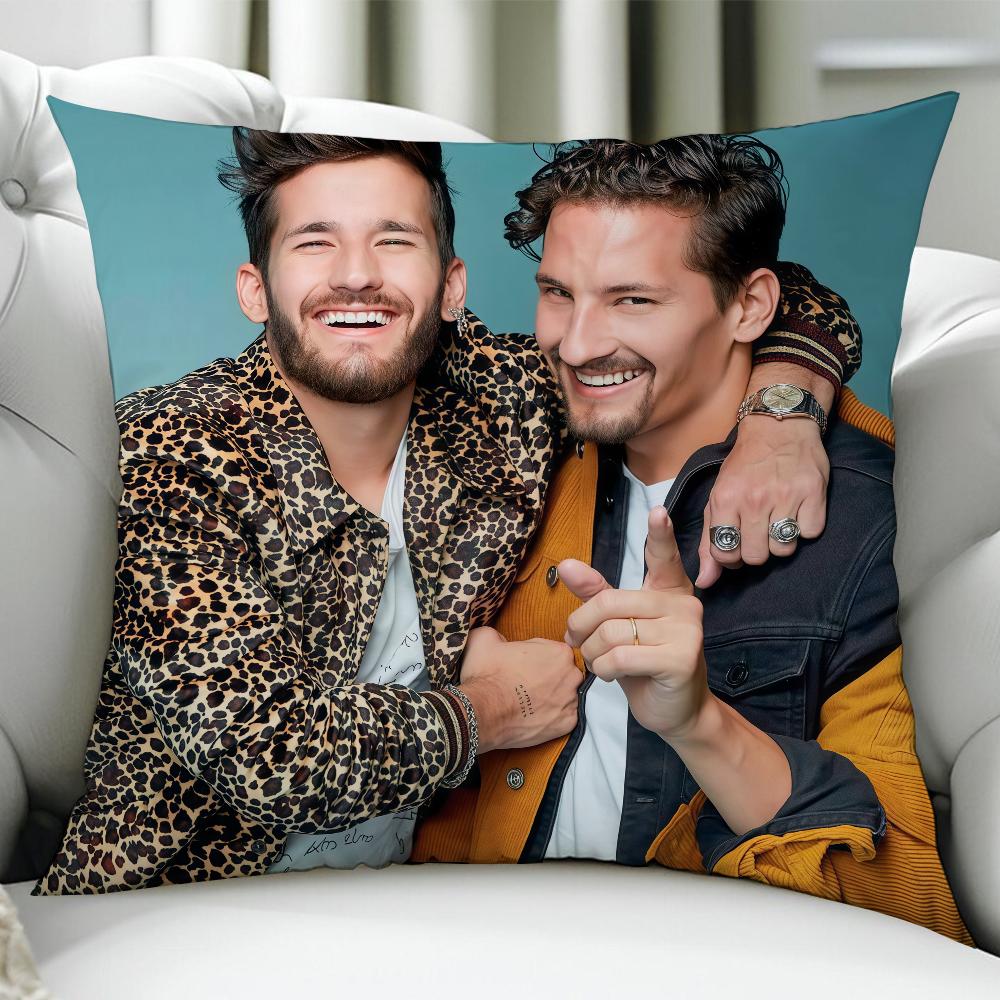 

Band MMau y Ricky cushion cover Birthday Anniversary Gifts Double Sided Printed Zipper Cushion Cover Soft Skin Bedding 30x30cm
