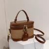 High-end niche design bag women's spring and summer new fashion messenger bag women's portable box bag