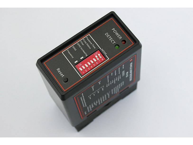 PD132 Single Channel Universal Induction Vehicle Detector for Community Gates
